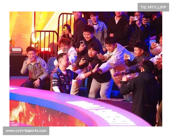 楚秉杰以21比5大胜周龙荣获中式台球沈阳站冠军成功斩获百万奖金