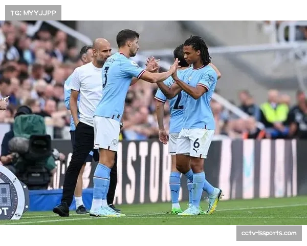 镜头之外：莱比锡替补席球员赛后冰浴恢复已成常态